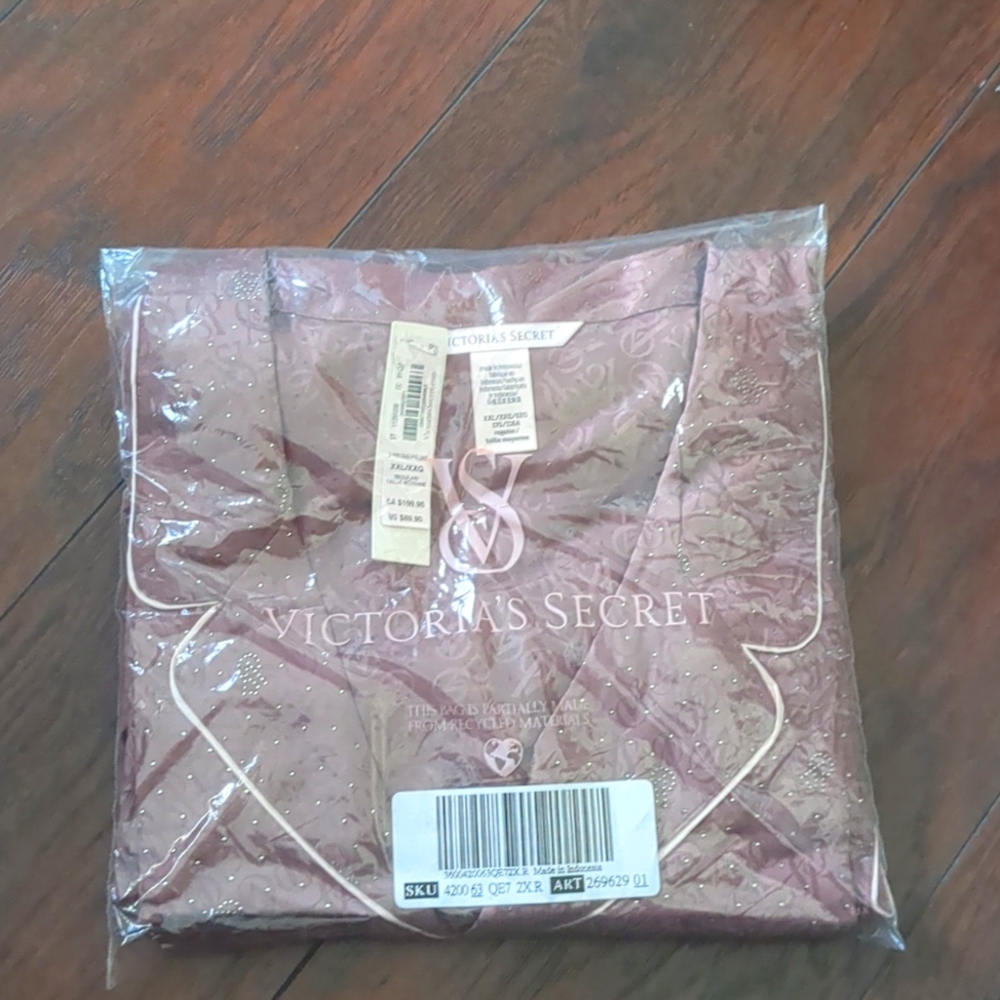 New Victoria's SecretGlazed Satin Dew Drop Long Pajama Set XXL Regular - Picture 4 of 6